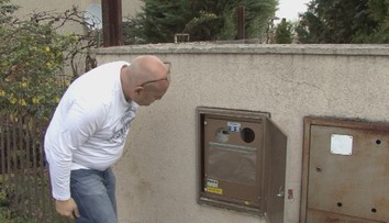 Obrovský účet za elektrinu stále odmieta zaplatiť, teraz ich elektromer znovu testovali