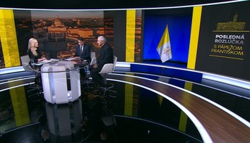 Róbert Bezák o pute s pápežom Františkom: Pamiatku mojich rodičov si uctil kvetmi, stuhu mám dodnes