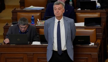 Bitcoinová kauza v Česku má súdnu dohru. Exministrovi hrozí väzenie, je obžalovaný z prania špinavých peňazí