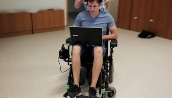 VIDEO: Študenti STU v Trnave vyrobili invalidný vozík ovládaný myšlienkami