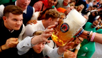 Začína sa slávny Oktoberfest. Cena piva šla opäť nahor
