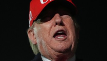 USA začnú s blokádou Hormuzského prielivu. Irán hovorí o smiešnej hrozbe Trumpa