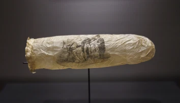Holandské múzeum predstavuje unikátny kúsok. Vystaví kondóm z roku 1830, na ktorom je erotický obrázok