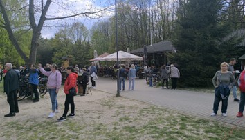 Zaplaťte v hotovosti a máte 50 % zľavu. Kaviareň v Žiline reaguje na nový zákon po svojom