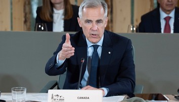 Kanada ruší digitálnu daň, obnovuje rokovania s USA