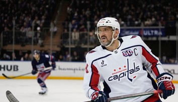 VIDEO: Ovečkin neskóroval, no zaujal iným spôsobom. Rus predviedol krásne gesto a spoluhráčom skrížil plány