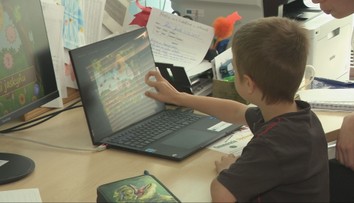 Slovenské školy sa konečne dostávajú do 21. storočia. Okrem tabletov či notebookov sa môžu tešiť aj na iné novinky