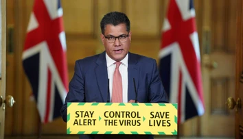 Ďalší vplyvný člen britskej vlády mal pozitívny test na COVID-19