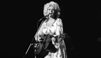 Pocta pre Dolly Parton: Chcú po nej pomenovať letisko