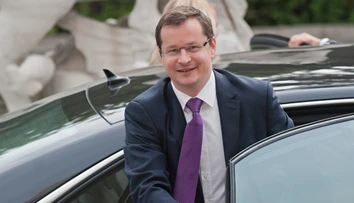Bývalý minister Draxler vydáva knižku: Niektoré úryvky sú plné sexu!