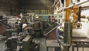 Cudzinci sa neosvedčili. Železiarne Podbrezová zamestnali aj negramotných Rómov