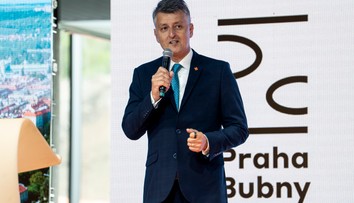 U riaditeľa českej Správy železníc našli hotovosť v hodnote miliónov eur. Tvrdí, že ide o úspory jeho otca a deda