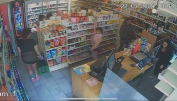 Zobrali aj nákupnú tašku. Zlodeji rabujú obchody za bieleho dňa, podnikatelia už policajtov ani nevolajú