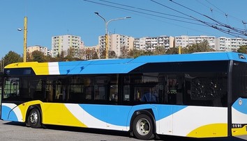 Časté nezhody a nutné zásahy polície: Ďalšie mesto ohlásilo telové kamery pre revízorov