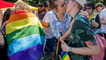 Zahraničie je v právach LGBTI+ ľudí ďalej. Zisťovali sme, čo je tam pre nich už bežné