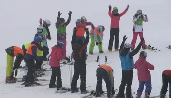 Škandál na lyžiarskom zájazde. Učiteľ sa opil a na chate vraj masturboval pred siedmakmi