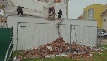 Vyšetrovanie výbuchu bytovky v Bielom Kostole je na konci. Dve rodiny s malými deťmi stále nemajú domov