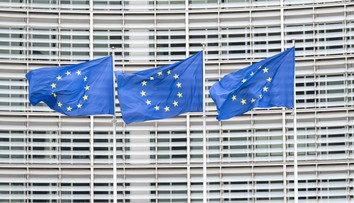 Krajiny EÚ sa dohodli na nových sankciách proti Rusku aj uvoľnení pôžičky pre Ukrajinu