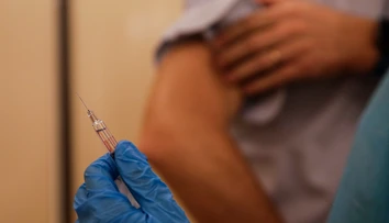 Skupina filantropov z USA chce poslať Iránu 150-tisíc dávok vakcíny od Pfizeru