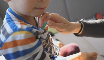 V Británii sa šíri nebezpečná meningitída. Prípady však evidujeme aj na Slovensku, najviac ohrozené sú deti