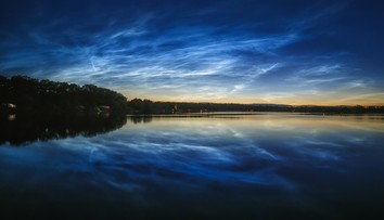 Zo Slovenska sa dajú pozorovať nočné svietiace oblaky. Astronóm radí, kedy a kde ich hľadať