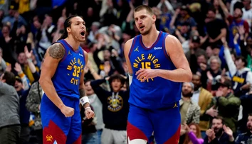 VIDEO: Tak toto sa v NBA často nevidí. Srbský bombardér Jokič opäť ohúril Ameriku, trafil nemožné