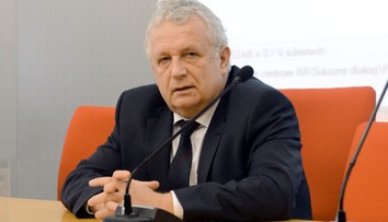 Vo veku 68 rokov zomrel po ťažkej chorobe jeden z najcitovanejších slovenských vedcov