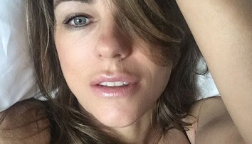 Ona že má po päťdesiatke? Sexy telo slávnej herečky v bikinách a bez retuše