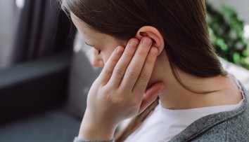 Neustály stres môže oklamať váš mozog: Štúdie odhaľujú vplyv na vnímanie zvukov