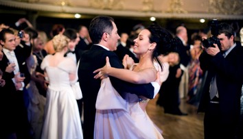 Sezóna je v niektorých regiónoch ohrozená. Tradičné plesy museli rušiť