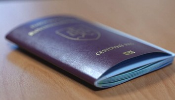 Problém s čakacími dobami na pasy pokračuje. Zisťovali sme, čo sa dá robiť, ak sa k nim nedostanete včas