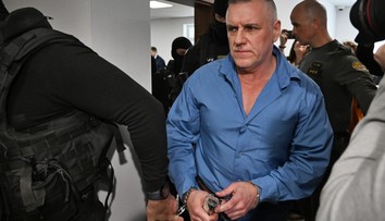 Neporiadok v cele, sledovanie TV po večierke, nepovolená kniha. Na verejnosť unikli prehrešky Mikuláša Černáka