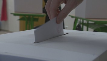 Rozruch okolo blížiacich sa volieb: Nielenže sa prvýkrát spájajú, problémy môže spôsobiť aj dátum