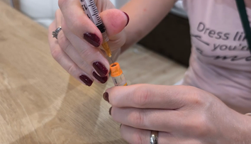 Dieťa s cukrovkou odmietli v škôlke. S podobným problémom bojujú tisíce rodičov