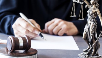 Kedysi atraktívny odbor, teraz berú každého: Právo už nie je to, čo bývalo