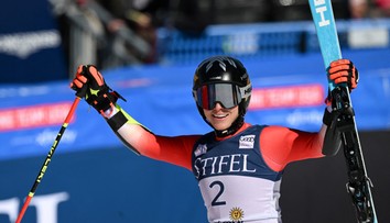 Najhoršie obavy sa naplnili. Švajčiarska hviezda si vážne zranila koleno, čaká ju operácia