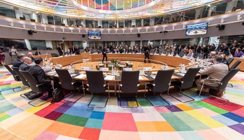 Štáty EÚ s výnimkou Maďarska sa zhodli na ďalšej pomoci Ukrajine. Zelenskyj vyzval na pokračovanie sankcií proti Rusku