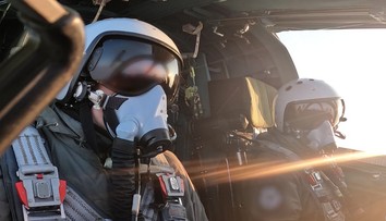 Piloti ruskej stíhačky sa omylom katapultovali v hangári, obaja zahynuli po náraze do stropu