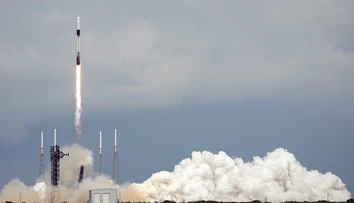 Raketa Crew Dragon dorazila na ISS