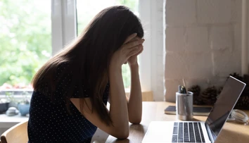 Trápi vás únava, stres a hlboké vyčerpanie? Skúsení mentori prezradili, ako bojovať s vyhorením