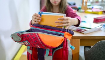 Koľko by mala vážiť školská taška? Nadmerná hmotnosť môže spôsobiť vážne ťažkosti u detí, varujú odborníci