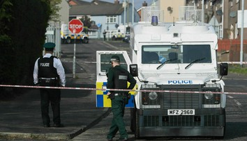 Polícia v súvislosti s vraždou severoírskej novinárky zadržala dvoch tínedžerov