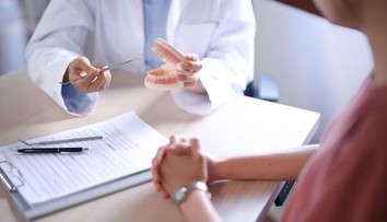 Prelom v starostlivosti o zuby: Vedci objavili nečakané riešenie priamo v ústnej dutine