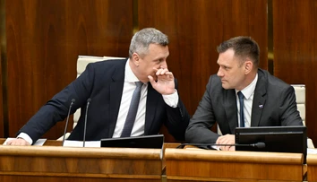 Danko pritvrdzuje v spore s Tarabom. Hovorí o pochybných tendroch a tvrdí, že sa správa ako agent