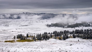 Prvý sneh už spadol, no tuhé mrazy zatiaľ nehrozia. Ako bude vyzerať nadchádzajúca zima?