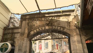 Grand Bazár v Istanbule: Srdce tržnice a jazykový raj