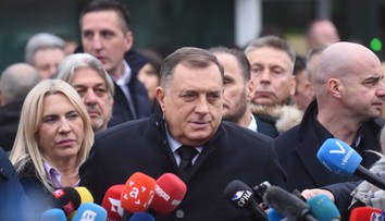 Bosna vydala zatykač na lídra bosnianskych Srbov Milorada Dodika, odmietol sa dostaviť na výsluch
