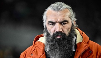 Vytratili sa mu spomienky na detstvo aj zápasy. Ikonický ragbista odmieta pomoc napriek vážnym problémom