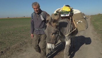 Nemec Michael je na trojročnej ceste po svete, so svojím somárom neobišiel ani Slovensko