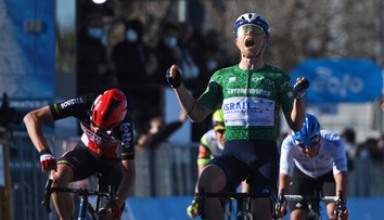 Tirreno: Víťazom 6. etapy sa po úniku stal Dán Schmidt, Sagan prišiel do cieľa v hlavnom balíku
